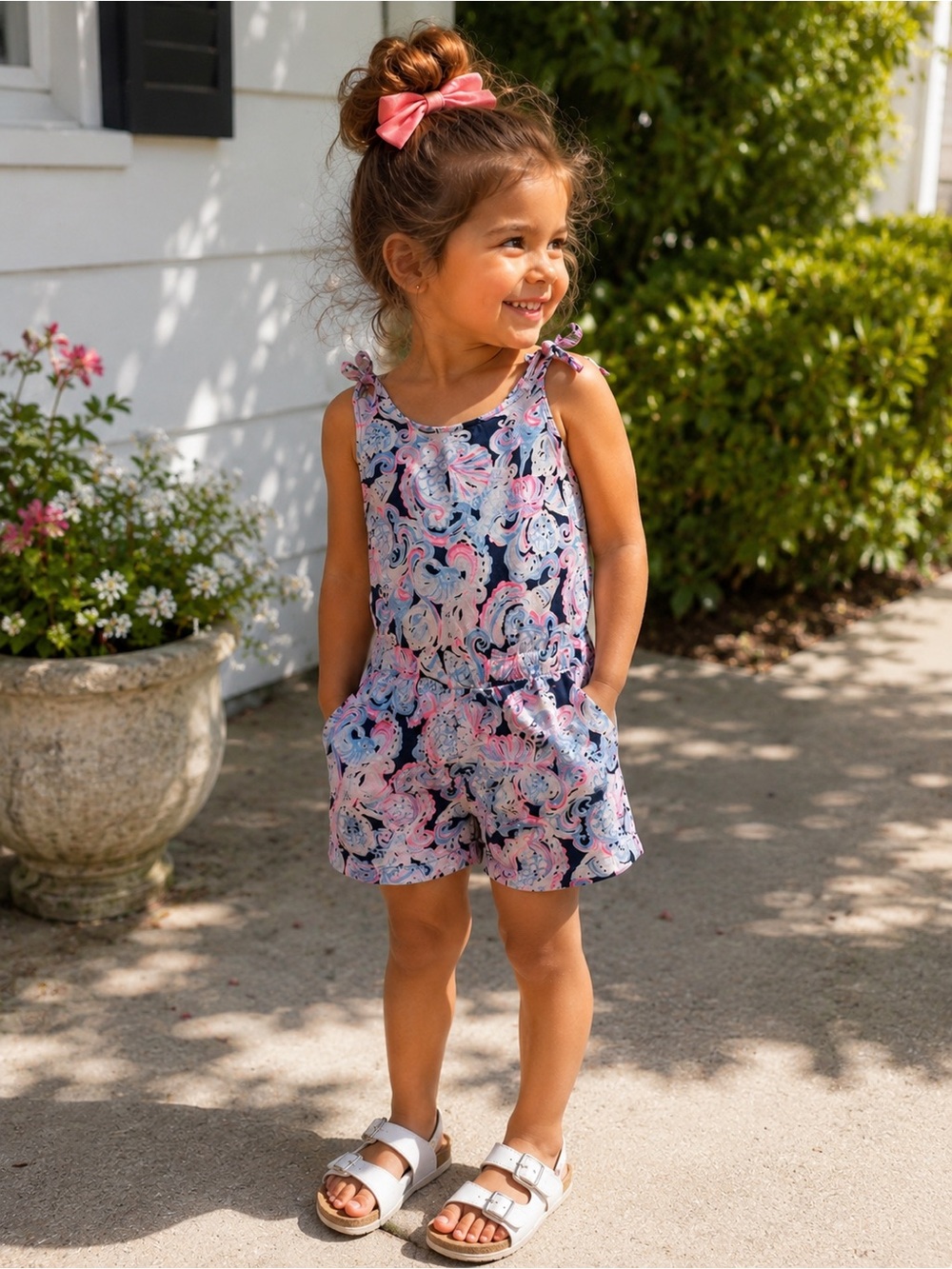 Lilly Pulitzer Girls Mini Bay Romper Shell Print Navy Pink Size M (8-10)